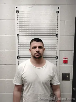 Mugshot of DAMIEON MICHAEL LEACH booked in Tate County, Mississippi on April 8, 2026