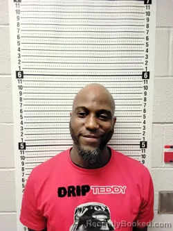 Mugshot of COREY CORTEZ SHAW