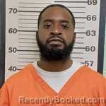 Mugshot of LADARIUS HIBBLER