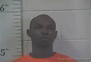 Mugshot of CLYDE CURRY