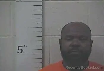 Mugshot of CALVIN QYTEZ LANGSTON