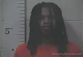 Mugshot of JAYLON LAVINSKI HORTON booked in Yazoo County, Mississippi on April 30, 2026