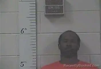 Mugshot of JERMAIN L ROBINSON