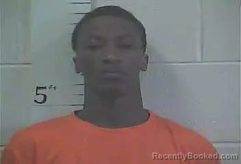 Mugshot of LAMARCUS COLLINS