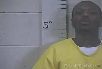 Mugshot of Ladarrious 263792 Lark booked in Yazoo County, Mississippi on September 10, 2026