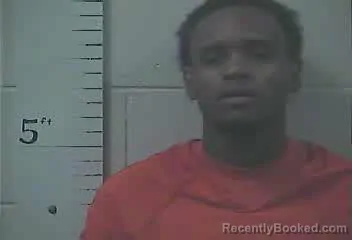 Mugshot of MARQUEZ AHMARRI HAWTHORNE booked in Yazoo County, Mississippi on April 28, 2026