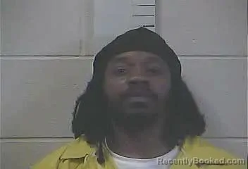 Mugshot of MARALIS 240873 TOWNSEND