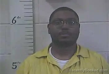 Mugshot of SAVARDSON 259641 DURNHAM