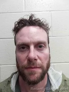 Mugshot of Joshua M Beasley