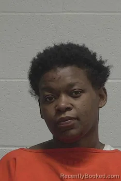 Mugshot of ROSEELLEN ELINDUS EDWARDS