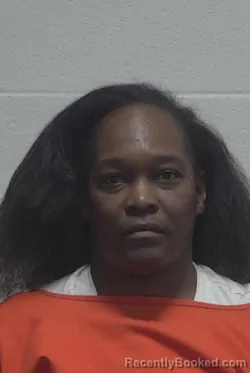 Mugshot of JOSLYN GABRIELLE MOORE booked in Wayne County, North Carolina on May 13, 2026