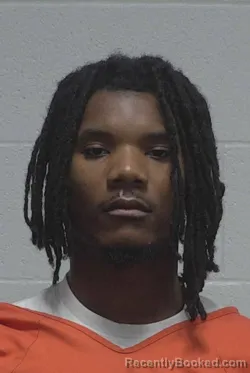 Mugshot of KENYATTA FERONTE SUTTON
