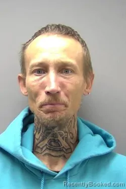 Mugshot of RUSSELL WAYNE HELTON