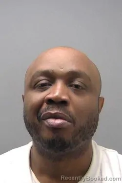 Mugshot of ANTONIO LAMONT HOLT booked in Buchanan County, Missouri on May 4, 2026