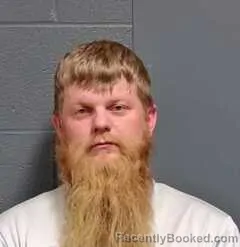 Mugshot of Dustin Paul Underwood
