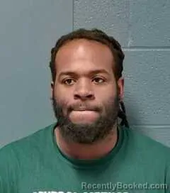 Mugshot of Denez Rondell Bradford