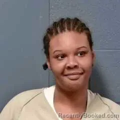 Mugshot of Deja Damia Whitfield