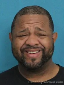 Mugshot of DANNY FARMER