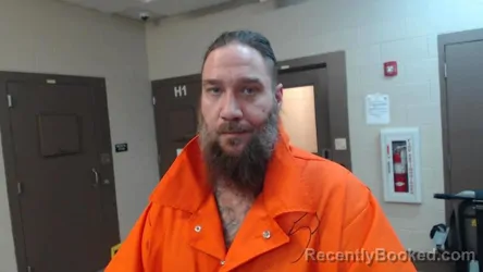 Mugshot of MICHAEL GILBERT