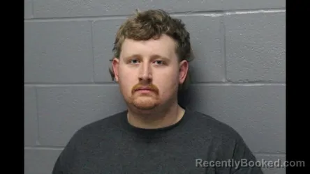 Mugshot of KAEDEN L ROBINETT