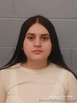 Mugshot of NAYELY YUNIETH GAMEZ-SALAS