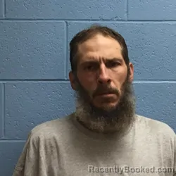 Mugshot of DANIAL ERIC VANARTSDALEN