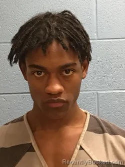 Mugshot of JERAMIAH DANIEL ELIJA BOWSER booked in Henry County, Missouri on April 21, 2026