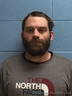 Mugshot of AERO DAKOTA HUGHES booked in Henry County, Missouri on April 22, 2026