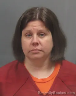 Mugshot of AMANDA R HARTLE