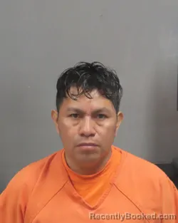 Mugshot of LEONARDO IXMATA IXQUIACTAP