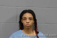 Mugshot of KEYVEAUNTA JANNAE LOWE booked in Johnson County, Missouri on May 26, 2026