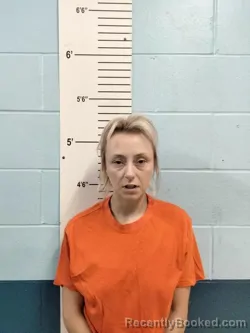 Mugshot of Emma Nicole Workman booked in Lincoln County, Missouri on September 27, 2026