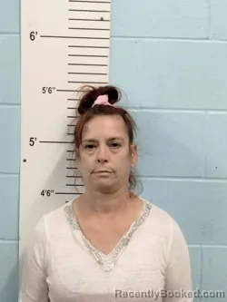 Mugshot of Joann Marie Deaver booked in Lincoln County, Missouri on August 9, 2026