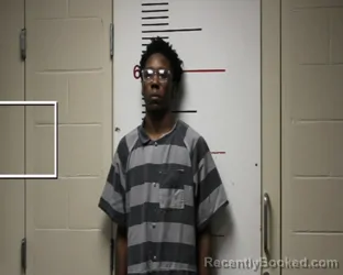 Mugshot of JAYLEN DESHAUN PRYOR