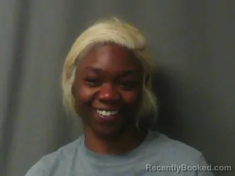 Mugshot of SHANIYA RAGENE FALLS