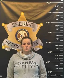 Mugshot of MARY HALE