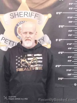 Mugshot of ROGER LINDSEY