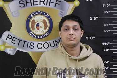 Booking photo from Pettis County, Missouri