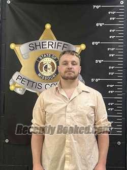 Booking photo from Pettis County, Missouri