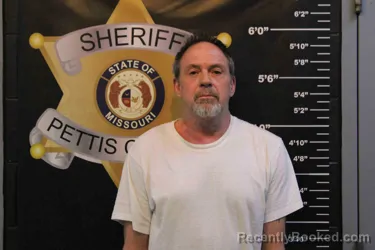 Mugshot of JOHN COLE