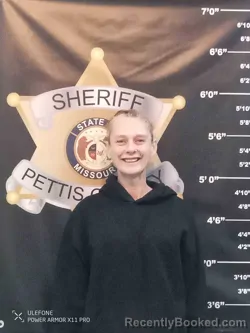 Mugshot of LAQUETTA COY