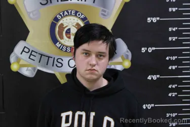 Mugshot of TYLER HILBERT