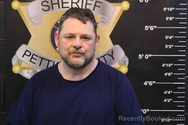 Mugshot of DALE EDWARDS