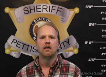 Mugshot of BOBBY RYAN