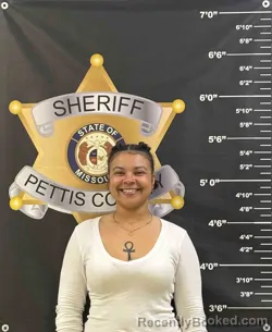 Mugshot of KEYONA DAVIS booked in Pettis County, Missouri on April 4, 2026