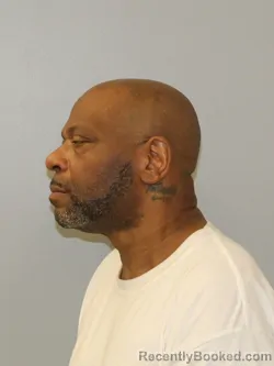 Mugshot of RICHARD EARL WIGGINS