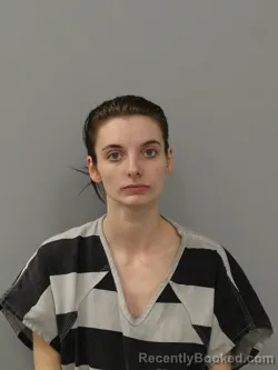 Mugshot of JULIEN NICOLE LENNON