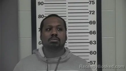 Mugshot of MAURICE L BRIDGEWATER