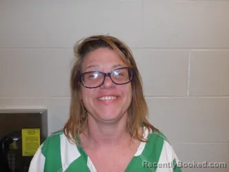 Mugshot of SHAWNA MARIEKA FENIMORE booked in Pulaski County, Missouri on April 20, 2026