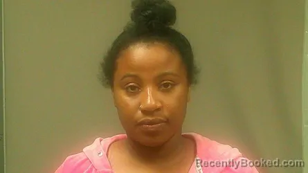 Mugshot of RAYVON LANIECE DAVIS booked in Randolph County, Missouri on April 5, 2026